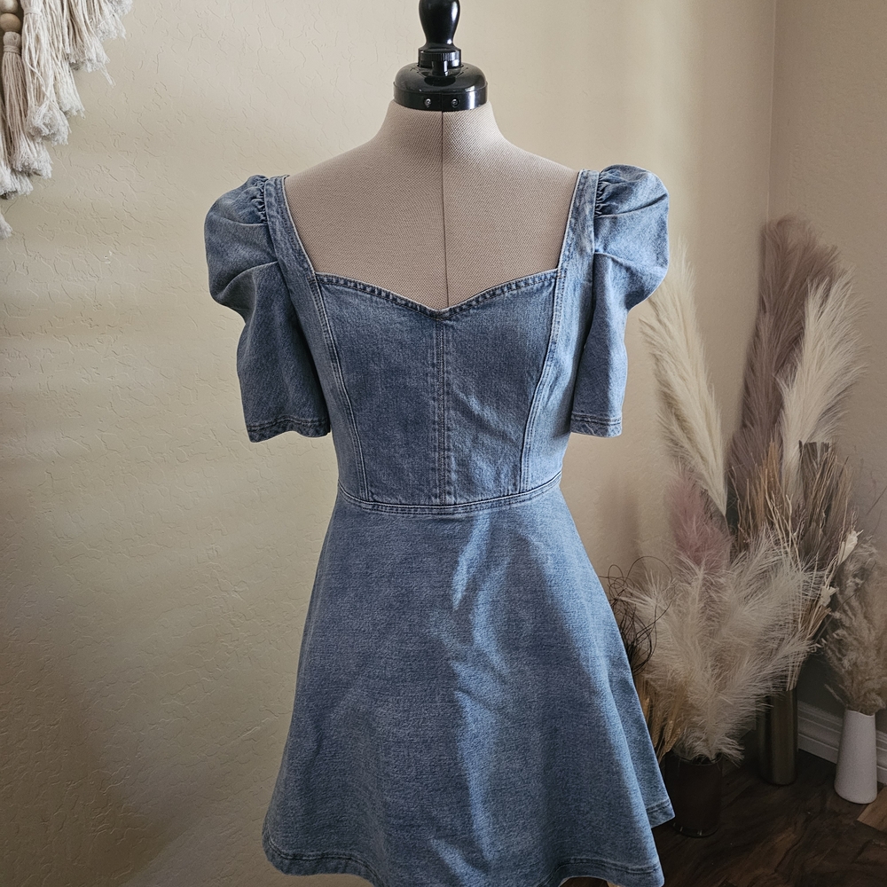 Alice + Olivia Blue Denim Puff Sleeve Mini Dress
